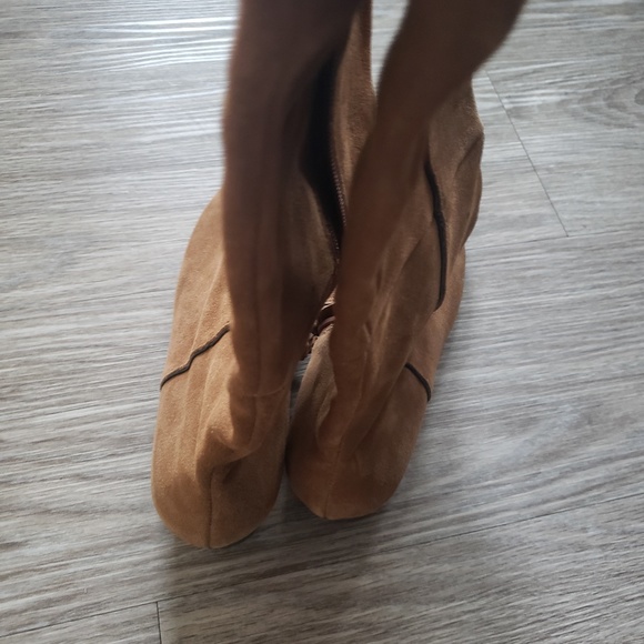 OVER THE KNEE LEATHER BOOTS - Picture 3 of 4